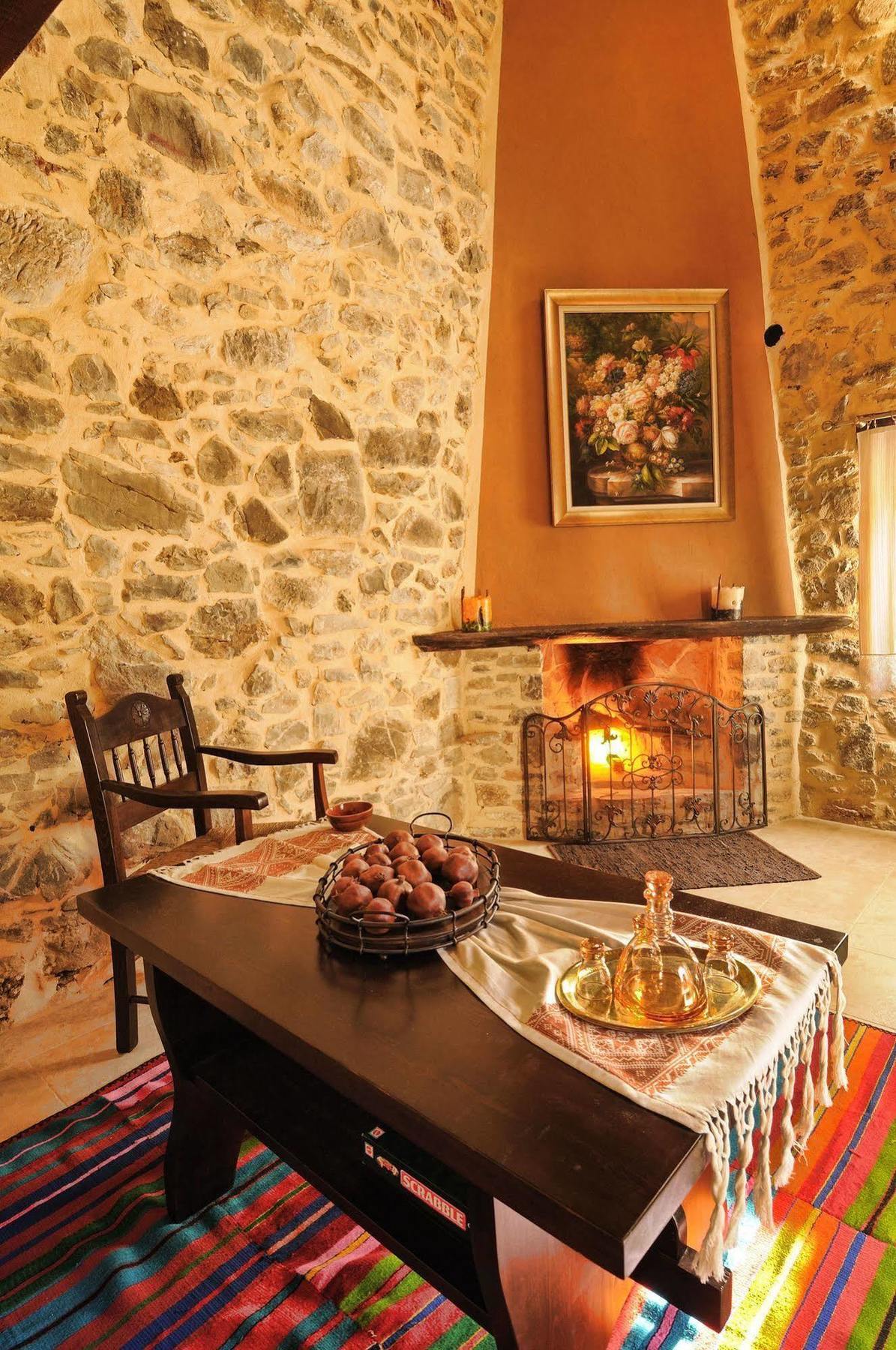 Thalori Traditional Ecotourism Village Kapetaniana Экстерьер фото