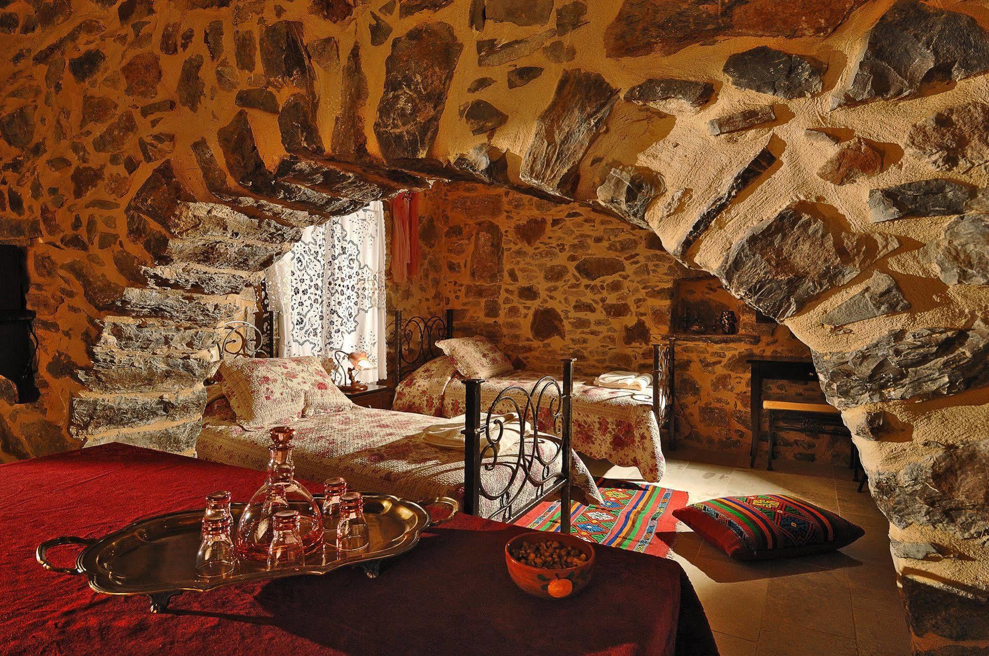 Thalori Traditional Ecotourism Village Kapetaniana Экстерьер фото